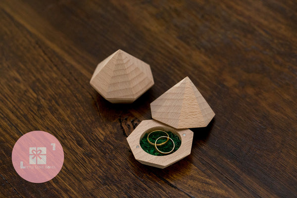 8001 Wooden Diamond Ring box - Little Love Boxes