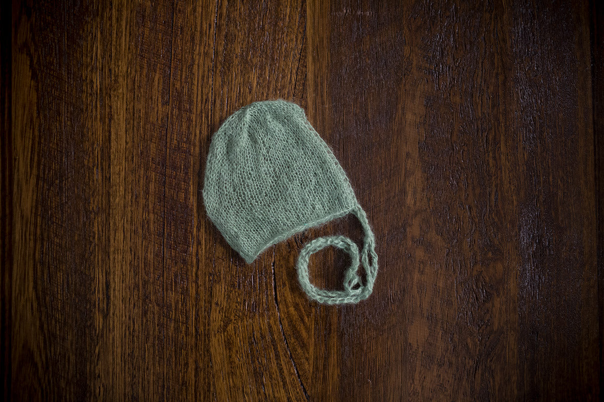 1017 Classic Knit Bonnets (newborn) - Little Love Boxes