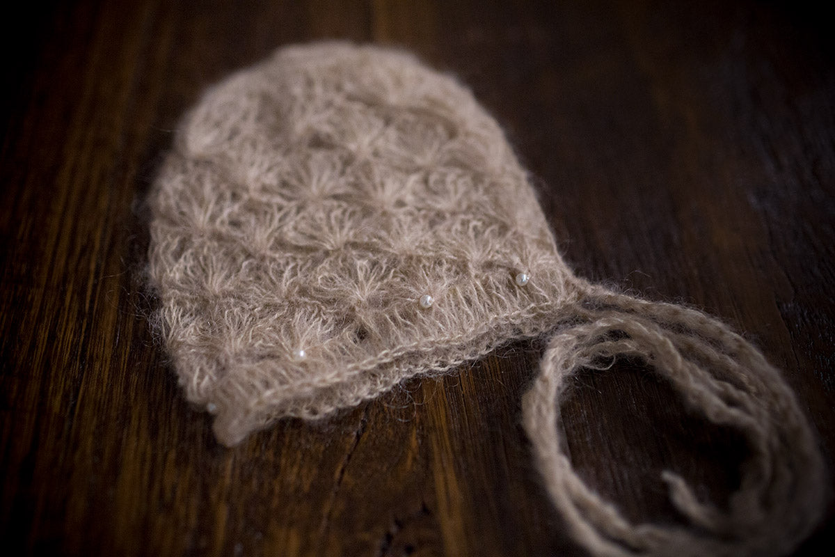 1018 Lace Knit Bonnets (newborn) - Little Love Boxes